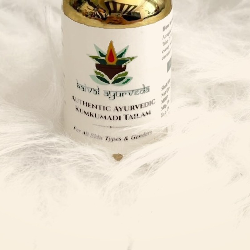 Kumkumadi Tailam label close-up
